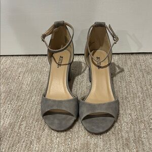 JustFab Gray Ankle Strap Heels with Medium Heel never worn